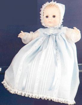 Effanbee - Lovums - Blue Heaven - Infant Dress - Doll